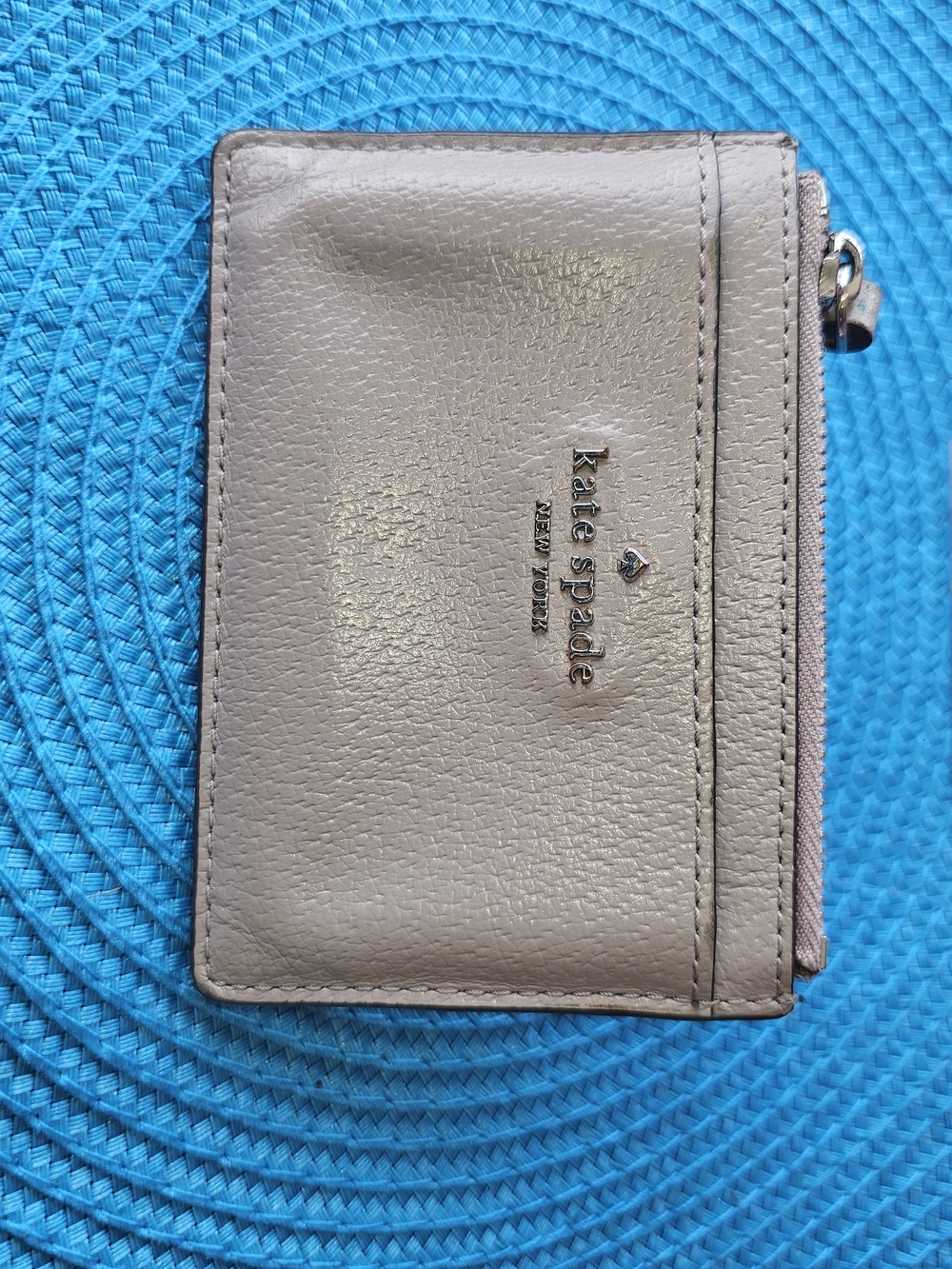 kate spade neutral taupe leather card wallet with zip
